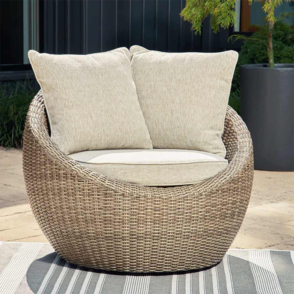 Ashley Furniture - Wicker Danson Outdoor Swivel Lounge Chair (Set of 2) - Image 2